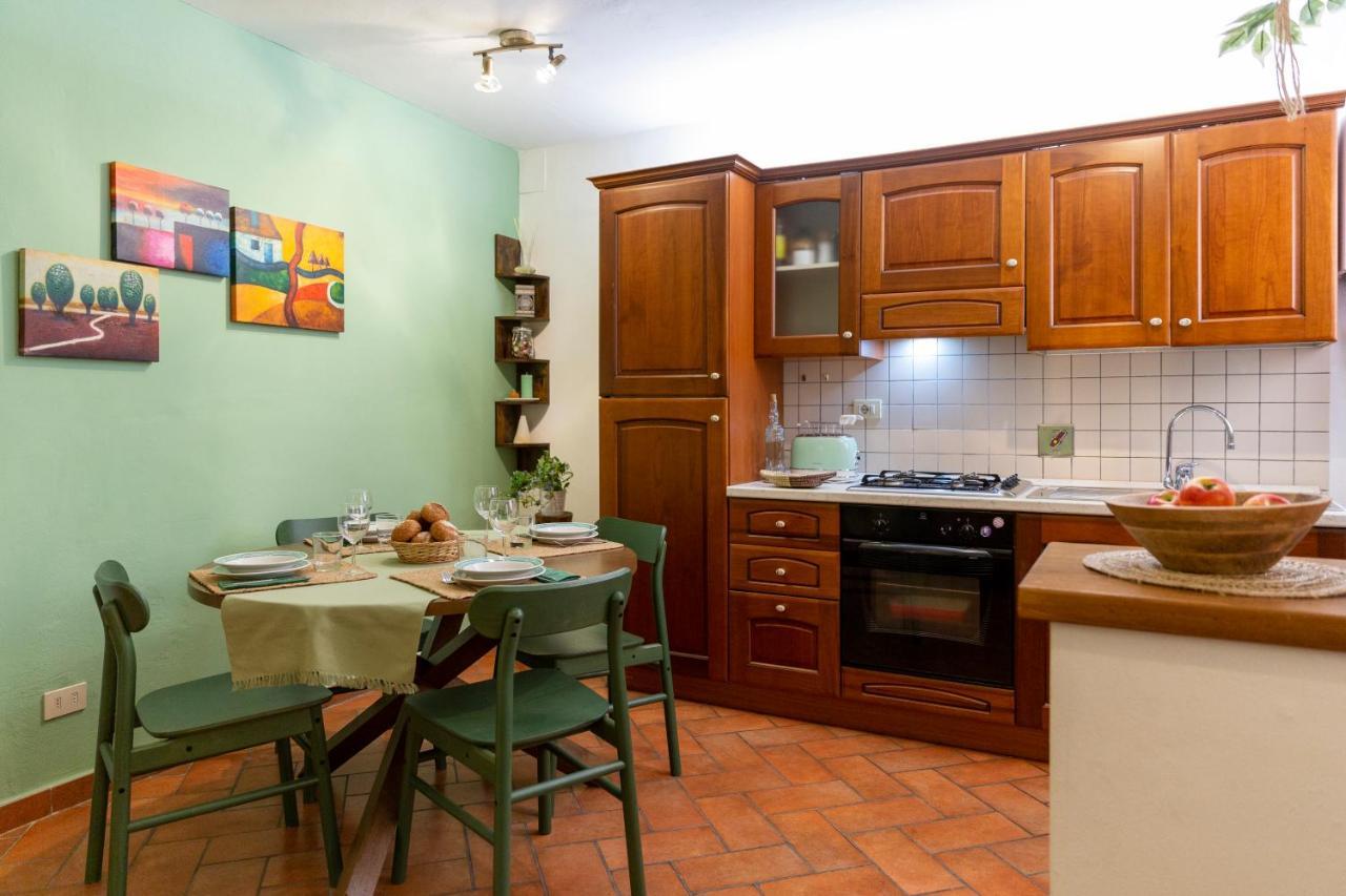 Apartment Magnoli Cozy Flat Two Steps From Ponte Vecchio Florenz